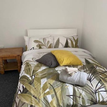 Lovely 2 Bedroom Flat In Greater London Exterior foto